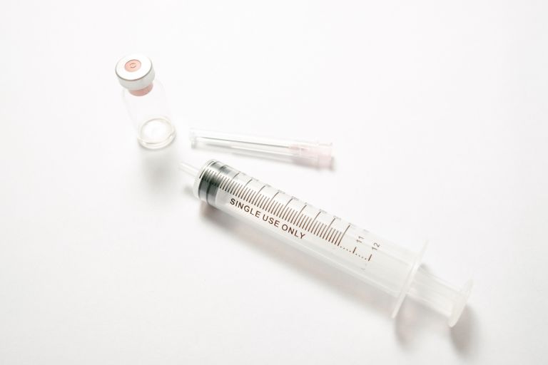 ワイヤー矯正の魅力と進化を徹底解説理想の歯並び目指す歯科矯正のすすめ